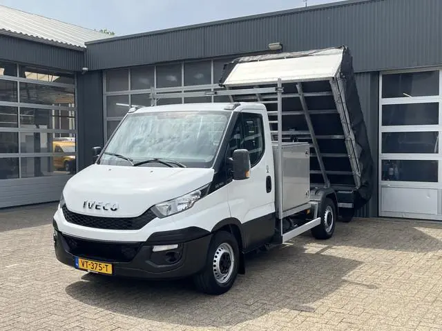 Iveco Daily 35S14N 3.0 345 Kipper Trekhaak 3500kg trekgewicht 3-Persoons Gereedschapskist Open laadb...