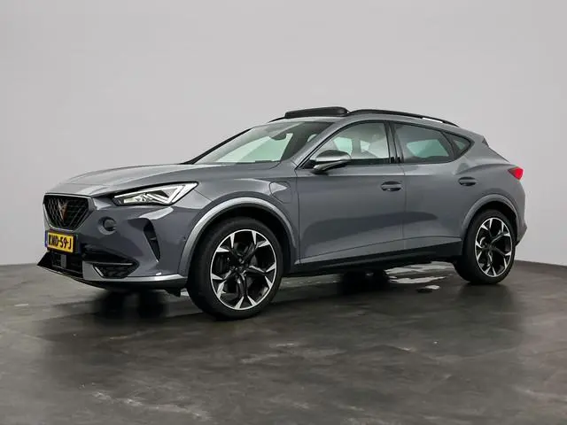 CUPRA Formentor 1.4 e-Hybrid VZ Performance PANO - TREKHAAK - DEALER OND - CARPLAY