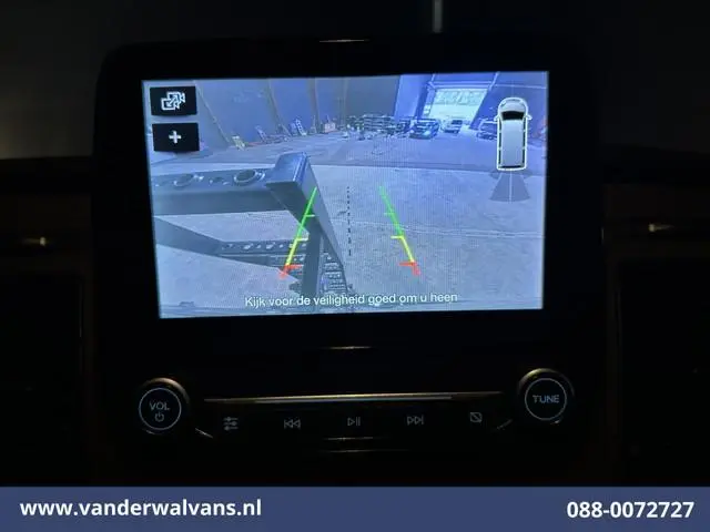 Ford Transit 2.0 TDCI L2H2 Euro6 *Nieuwe apk* Airco | Camera | Navigatie | Imperiaal | Trekhaak | Tr...