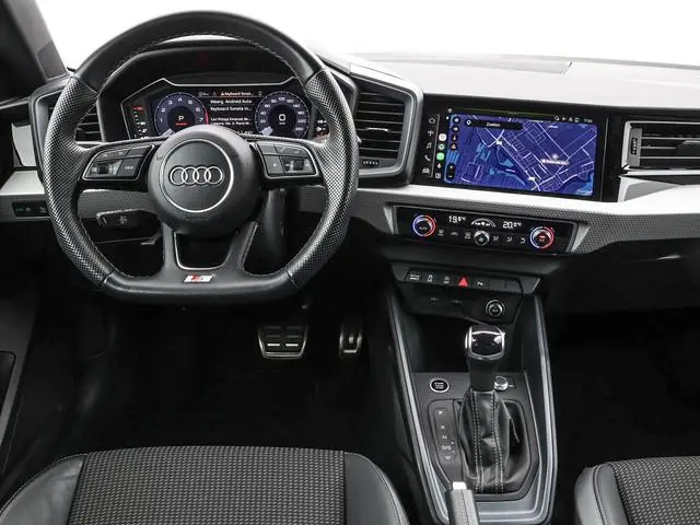 Audi A1 Sportback 30 TFSI 110pk S Edition · Camera · Apple/Android Car Play · Keyless · P-Sensoren ·...