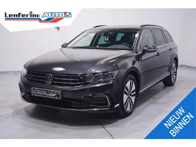 Volkswagen Passat Variant 1.4 TSI PHEV GTE Business 90% SOH Apple Carplay Camera Led koplamp Winterp...