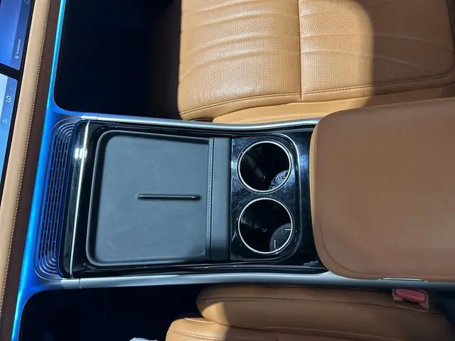XPENG G9