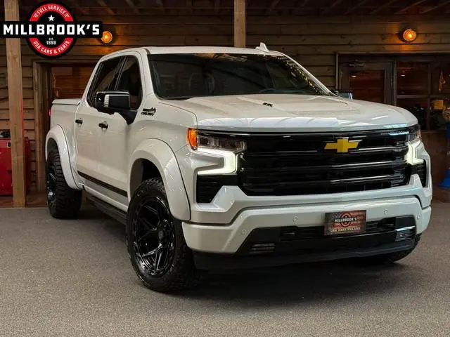 Chevrolet Silverado Trailboss 6.2 V8 420 PK uit voorraad leverbaar BPM VRIJ .