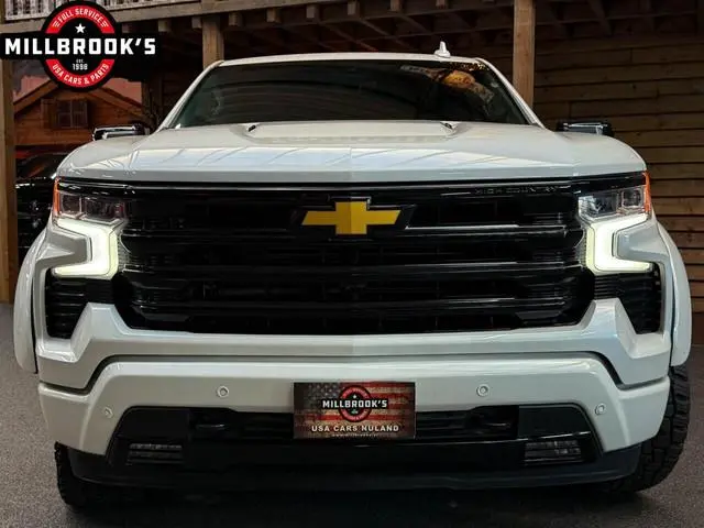 Chevrolet Silverado Trailboss 6.2 V8 420 PK uit voorraad leverbaar BPM VRIJ .