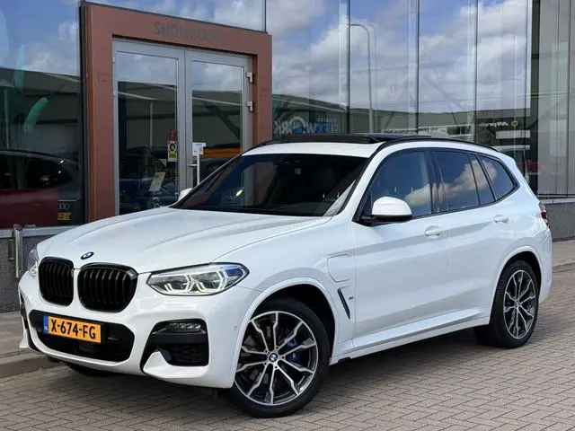 BMW X3 xDrive30e M-Sport High Executive | Pano | Achteruitrijcamera | Elek. Trekhaak | HUD | ACC | H...