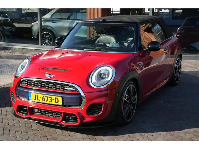 MINI Cooper Cabrio