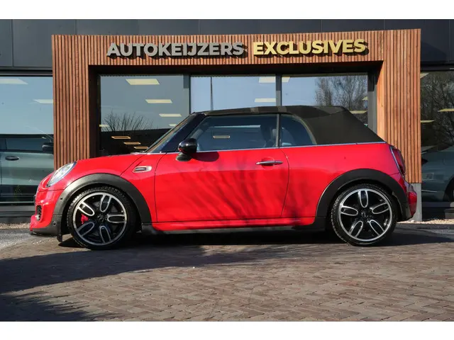 MINI Cooper Cabrio