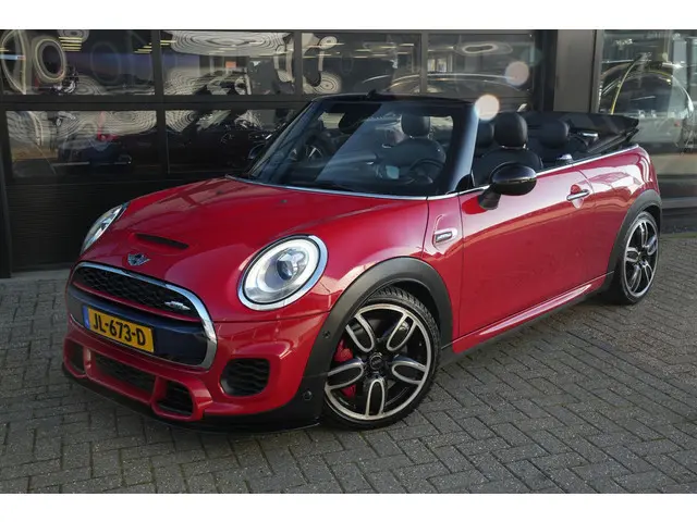 MINI Cooper Cabrio