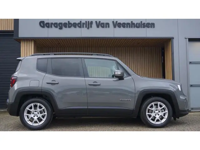 Jeep Renegade 1.3T-e 150pk Automaat Limited LED Navi 17inch LM ACC *Sting Grey* 1e Eigenaar NL Auto...