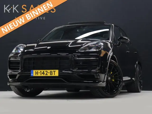 Porsche Cayenne 3.0 E-Hybrid TechArt [SCHUIFKANTELDAK, LUCHTVERING, SPORT CHRONO, APPLE CARPLAY, MEM...