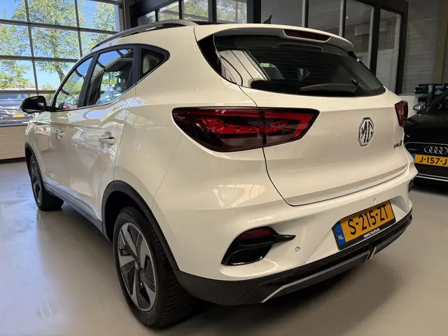MG MG ZS EV EV Long Range Luxury 70 kWh Pano, Adapt Cruise, Carplay, 94.4% SOH