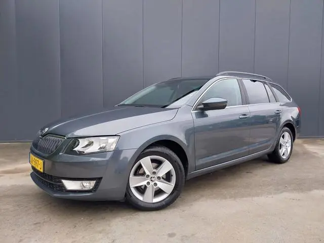 ŠKODA Octavia Combi 1.2 TSI Greentech Ambition NAVI CRUISE AIRCO TREKHAAK