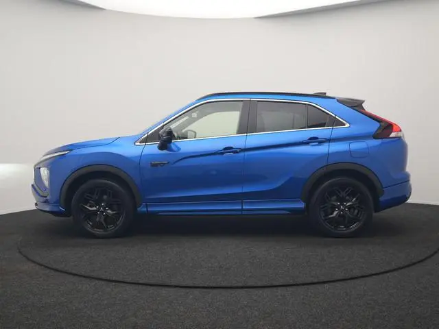 Mitsubishi Eclipse Cross 2.4 Black Edition PHEV 177pk Dealer O.H | 360 Camera | Adaptive Cruise | Al...