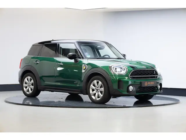 Mini Mini Countryman 1.5 Cooper S E ALL4 | Pano | Stoelverwarming | Carplay