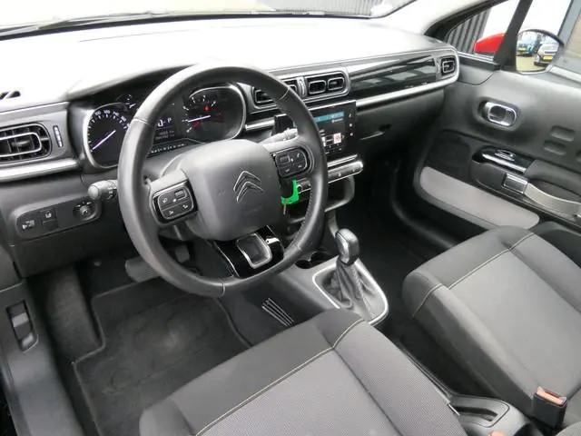 Citroën C3 1.2 PureTech S&S Shine | Automaat | Camera | Navigatie