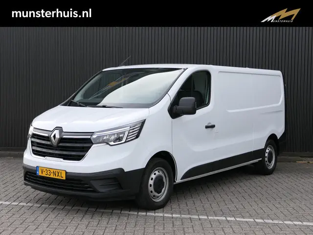 Renault Trafic 2.0 dCi 130 T30 L2H1 Comfort - Vloerplaat laadruimte - Camera - Trekhaak - Cruise
