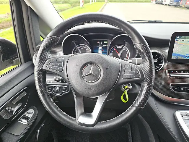 Mercedes-Benz EQV
