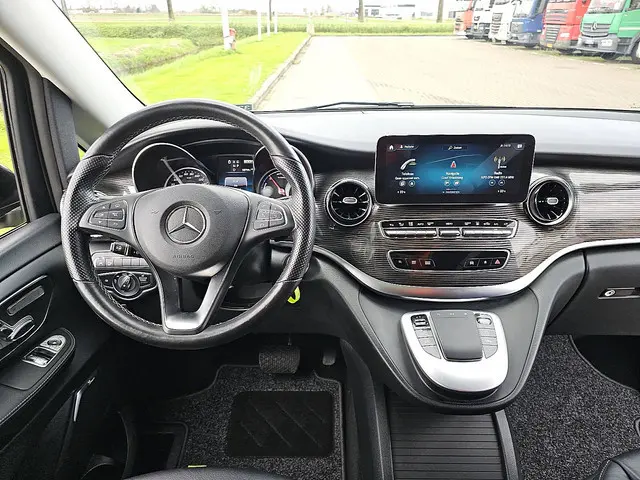 Mercedes-Benz EQV