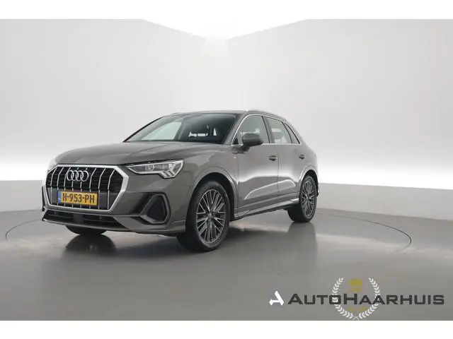 Audi Q3 35 TFSI S Line | Rijklaar! |  Dig. Cockpit | Trekhaak | Cruise Contr. | 360cam | Stoelverw.