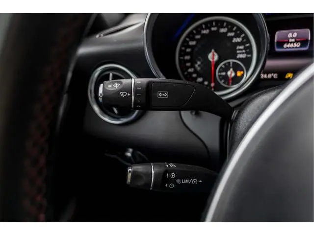 Mercedes-Benz SLC