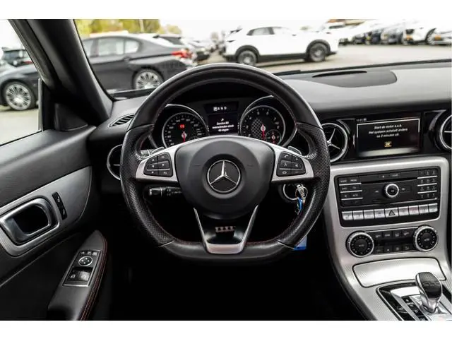 Mercedes-Benz SLC