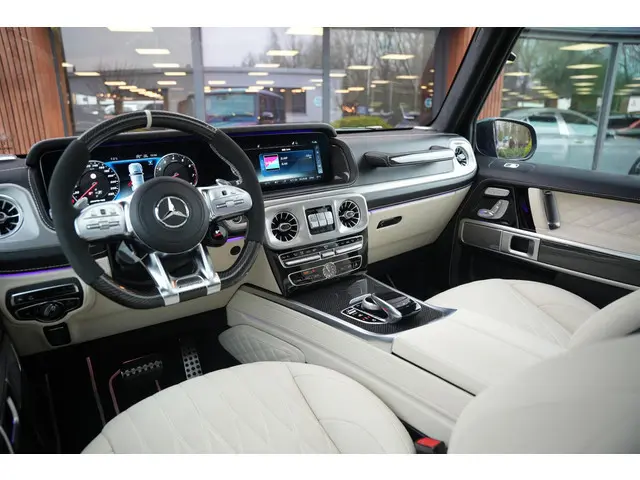 Mercedes-Benz G-klasse 500 Schuifdak Nappaleder Burmester 3D Massage Adapt. Cruise IWC