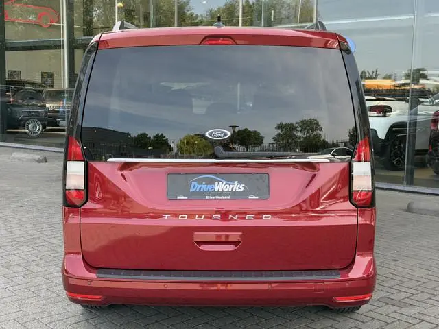 Ford Tourneo