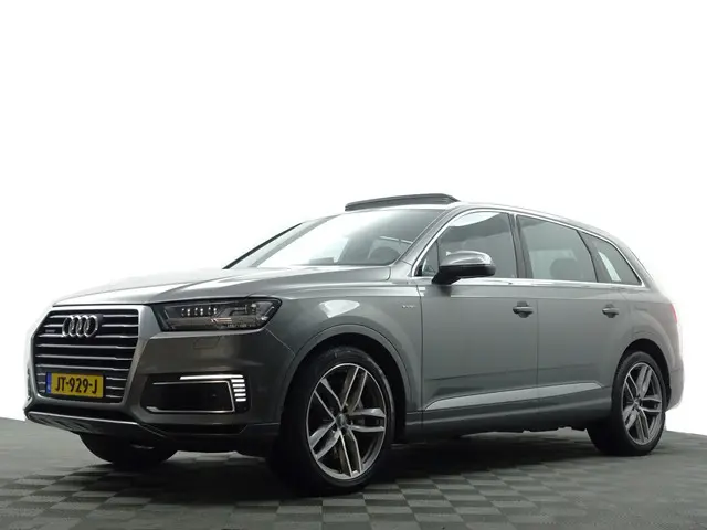 Audi Q7 3.0 TDI e-tron Quattro S Line NAP 111dkm, Panoramadak, Bose Audio, Memory, Head Up