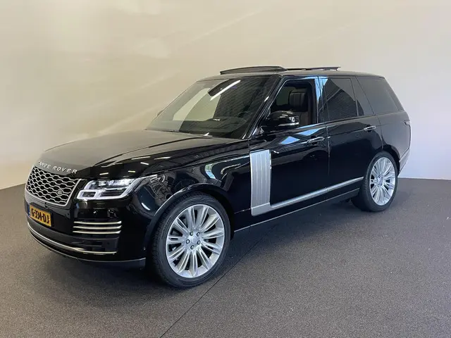 Land Rover Range Rover 3.0 TDV6 Autobiography Trekhaak Panoramadak Navigatie Apple Carplay/Android A...