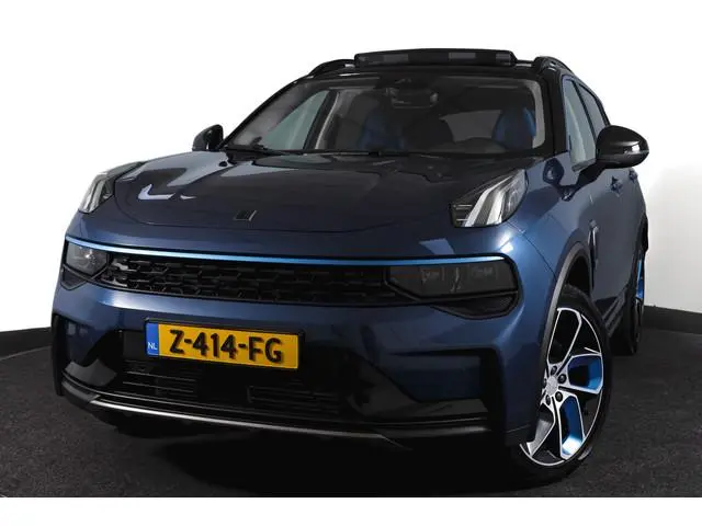 Lynk & Co 01