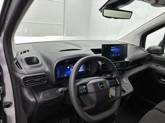 Opel Combo 1.5 BlueHDi 130PK L2 Automaat Apple Carplay / Android Auto Navigatie Trekhaak Airco Camer...