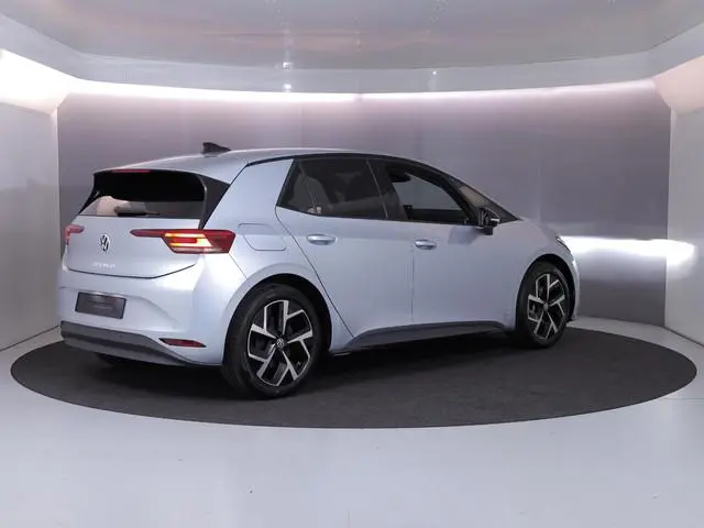 Volkswagen ID.3 Life 50 kWh accu 125 kW / 170 PK Hatchback Elektri Achteruitrijcamera | Carplay