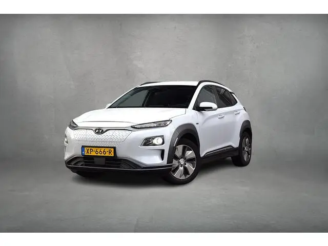 Hyundai Kona EV Fashion 64 kWh | Warmtepomp | CarPlay | HUD | ACC