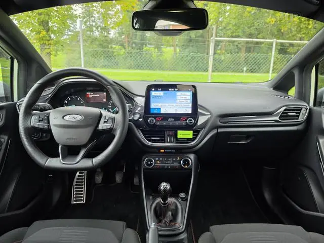 Ford Fiesta 1.0 EB 140 PK ST-Line | RICA STAGE 1 | GLASCOATING | 18 INCH PERFORMANCE VELGEN | MAXTON...
