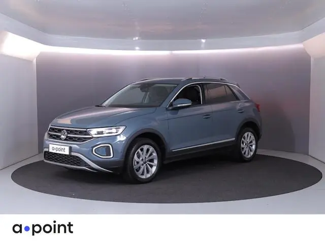 Volkswagen T-Roc 1.5 TSI Style 150 pk Automaat (DSG) | Navigatie | Parkeersensoren (Park assist) | A...