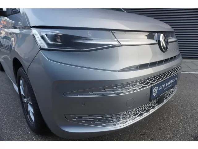 1.5 eHybrid L2 Bulli Edition 4-Motion, IQ Light koplampen, 7-persoons Vis-a-Vis, Navigatie, Trekhaak