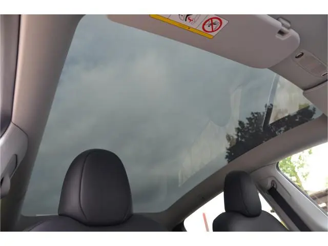 Tesla Model Y Long Range AWD 75 kWh AutoPilot3.0 Ryzen