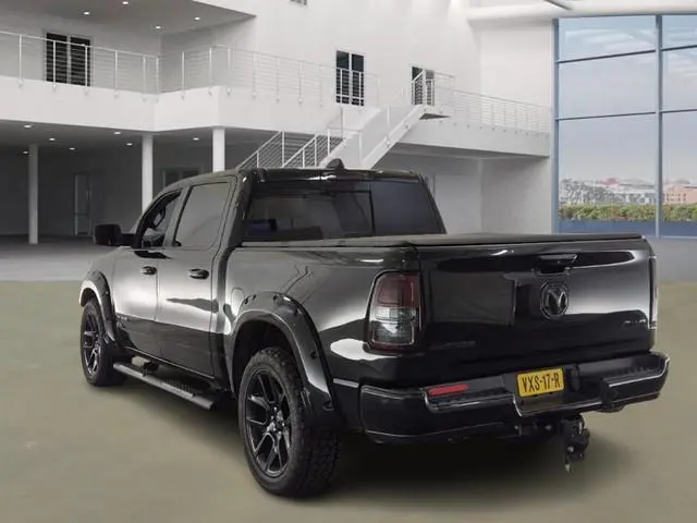 Dodge Ram 1500 4x4 Crew Cab LPG Marge (btw vrij) Blackout