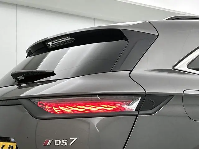 DS DS 7