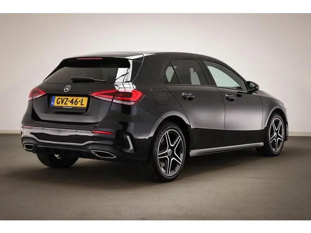 Mercedes-Benz A-klasse 250 e AMG-Line | SOH 96% | STOELVERWARMING | DAB | APPLE | CAMERA | 18"