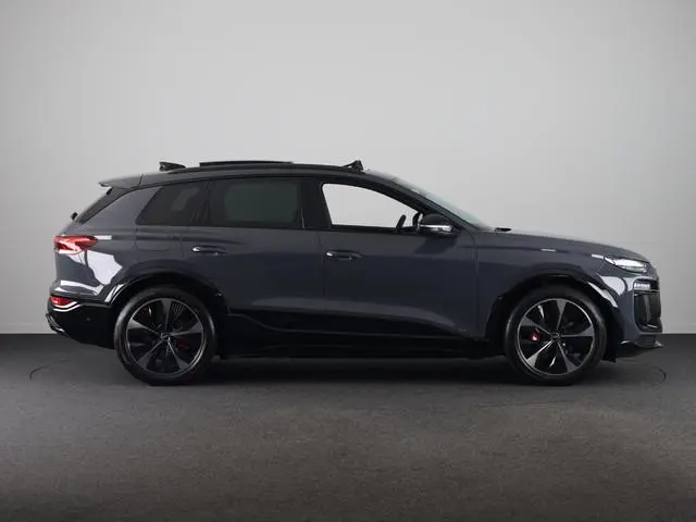 Audi SQ6 e-tron