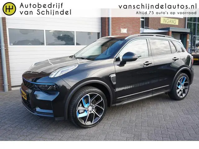 Lynk & Co 01 1.5 261PK! *NL AUTO* DEALER ONDERHOUDEN 20X OP VOORRAAD 360CAMERA 6,6KWH LADER PANORAMA...