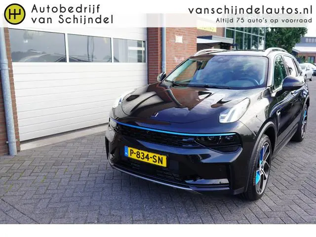 Lynk & Co 01 1.5 261PK! *NL AUTO* DEALER ONDERHOUDEN 20X OP VOORRAAD 360CAMERA 6,6KWH LADER PANORAMA...