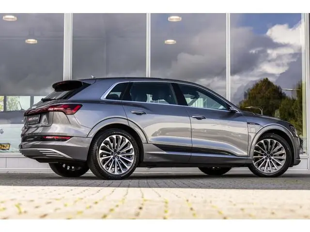 Audi e-tron e-tron 55 quattro advanced 95 kWh | SOH 91% | Pano | B&O