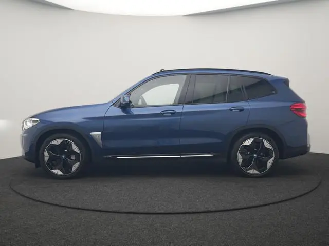 BMW iX3 High Executive 80 kWh 286pk Dealer O.H | Panodak | Head Up | Adaptive Cruise | 360 Camera |...
