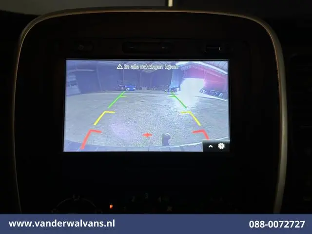 Renault Trafic 2.0 MultiJet 146pk L2H1 Euro6 Airco | Camera | Navigatie | Cruisecontrol Trekhaak, Pa...