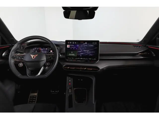 CUPRA Terramar 1.5 TSI e-Hybrid 272 PK VZ Performance | S/K-Panodak | Elek. Trekhaak | Matrix LED |...