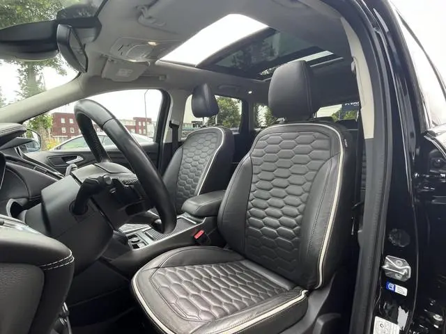 Ford Kuga 1.5 EcoBoost Vignale iAWD 176pk/129kW Automaat | Full Options | Panoramadak | Afn. trekhaa...