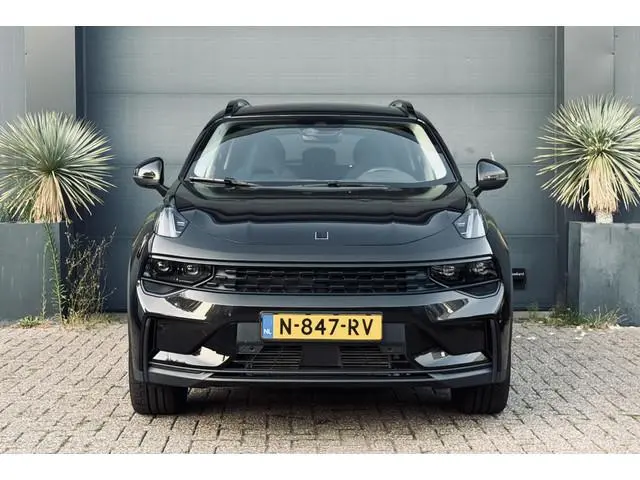 Lynk & Co 01 1.5 Pano/Navi/Camera/BlackStyle