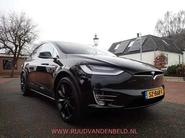 Tesla Model X 100D 7P 88%SOH / FSD-AUTOPILOT / TREKHAAK / 22-INCH